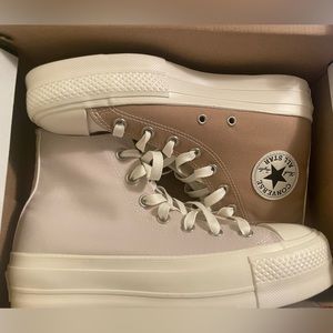 Chuck Taylor All Star Lift Tri-Panel Platforms